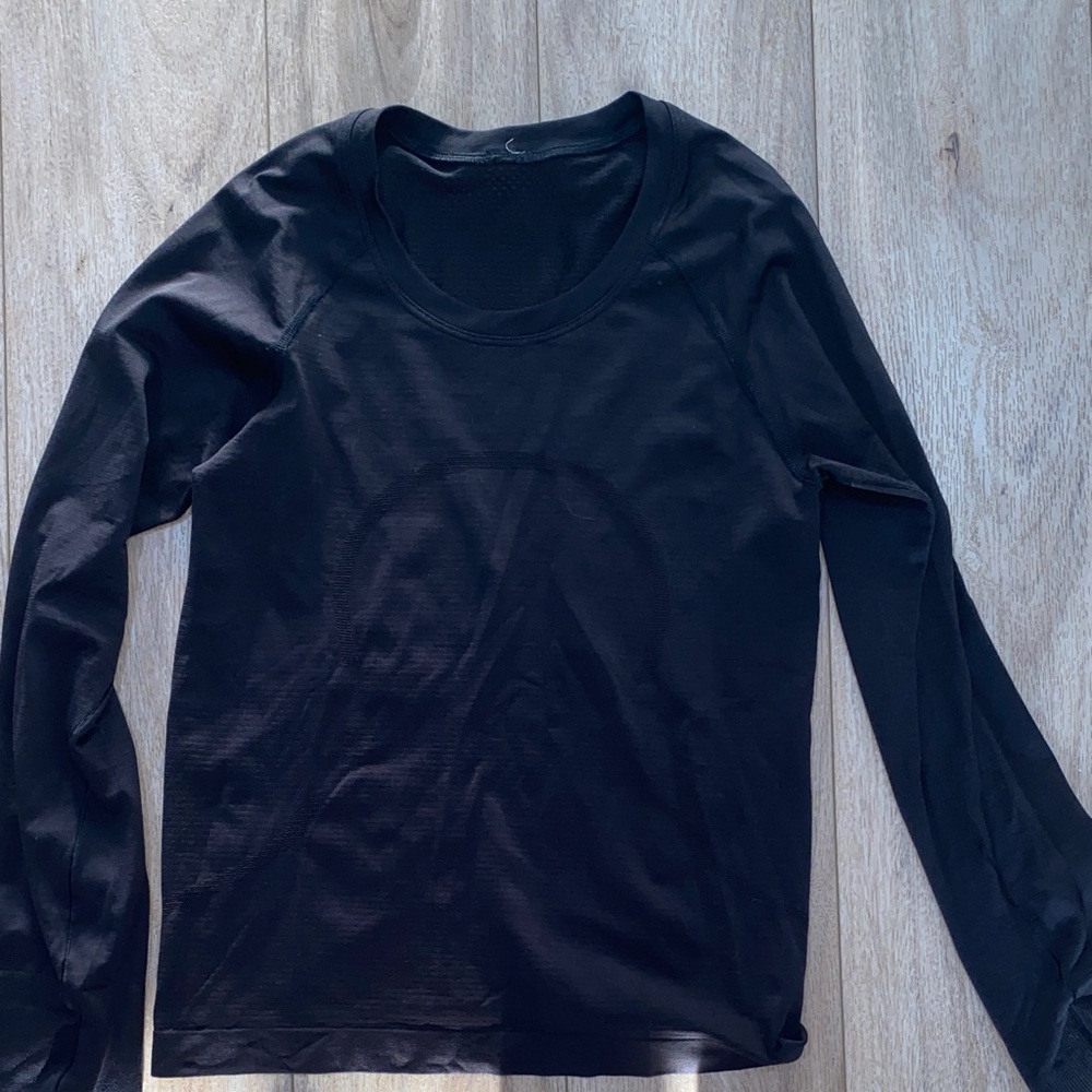 Lululemon swiftly tech